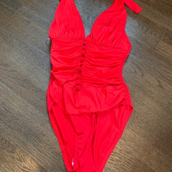 swim suit - Picture 1 of 3